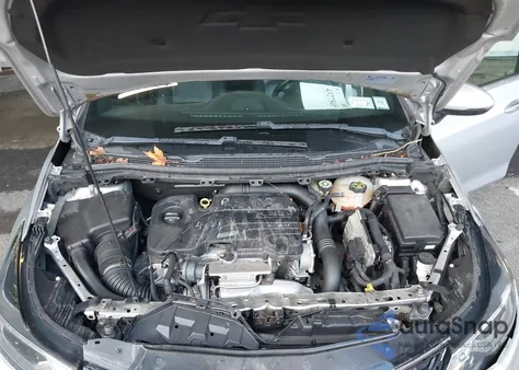 2018 Chevrolet Cruze Premier z USA, uszkodzony, nr VIN 3G1BF6SM3JS610651